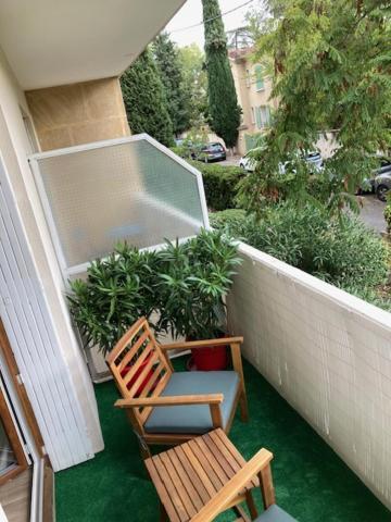 Tilia Jourdan-Studio Cosy Aix Centre-Cours Mirabeau-Parking-Wifi-Smart Tv-Rue Calme Aix-en-Provence Buitenkant foto